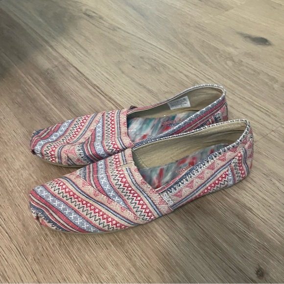 Bobs - Picture 3 of 5